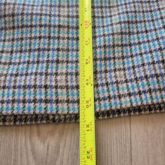 Talbots Wool Blend Plaid Skirt With Zipper Pockets L - Picture 3 of 5